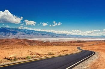 Carretera en el Valle de la Muerte, Las Vegas.